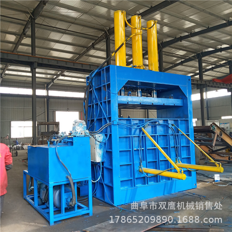 360噸立式鋁合金壓塊機(jī)