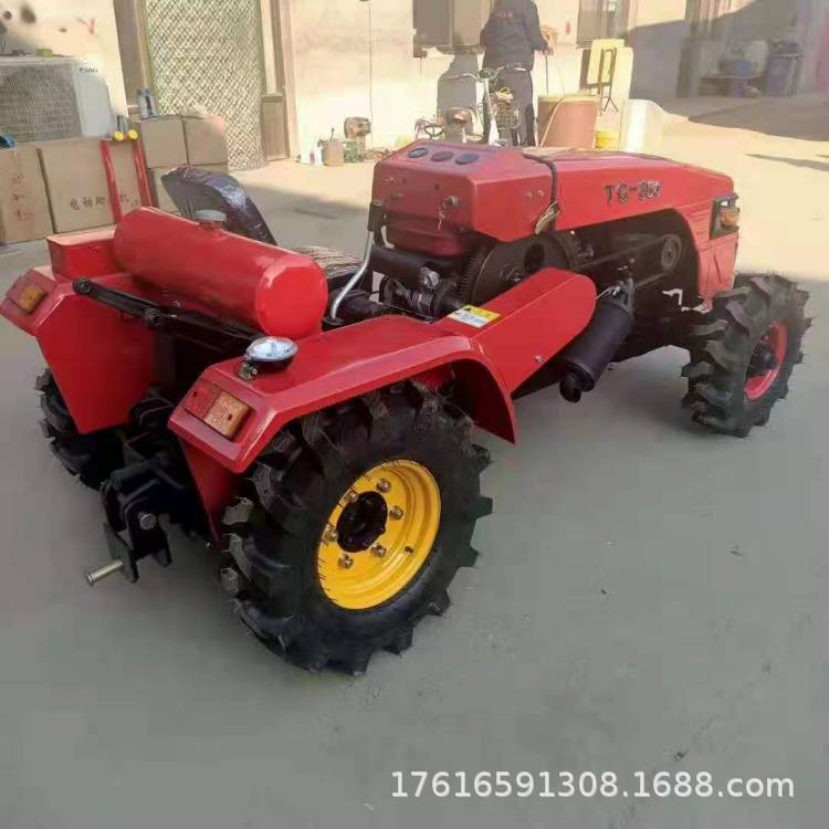 四輪拖拉機(jī)750 (9).jpg