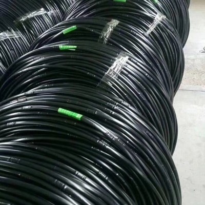 廠家供應(yīng)16mmpe滴灌管 果樹(shù)大棚農(nóng)用灌溉內(nèi)鑲圓柱式滴灌管