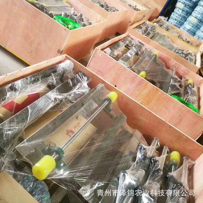 加工定制 溫室灌溉移動(dòng)式噴灌機(jī) 養(yǎng)殖大棚噴灌機(jī) 現(xiàn)代化農(nóng)業(yè)設(shè)備