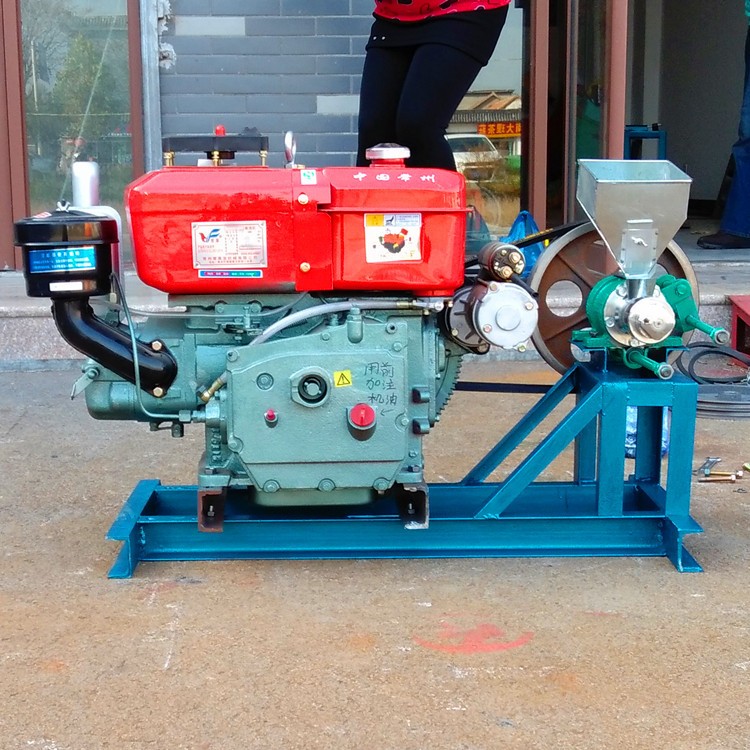 休閑食品膨化機(jī) 谷物玉米膨多功能玉米膨化機(jī) 苞米茬子爆米花機(jī)