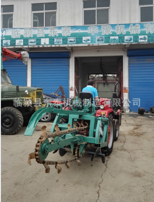 小托帶小鏈條開溝機(jī) (1)