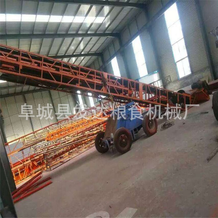 廠家直銷 輸送機(jī) 移動(dòng)式轉(zhuǎn)向行走輸送機(jī) 皮帶輸送機(jī) 加工定制