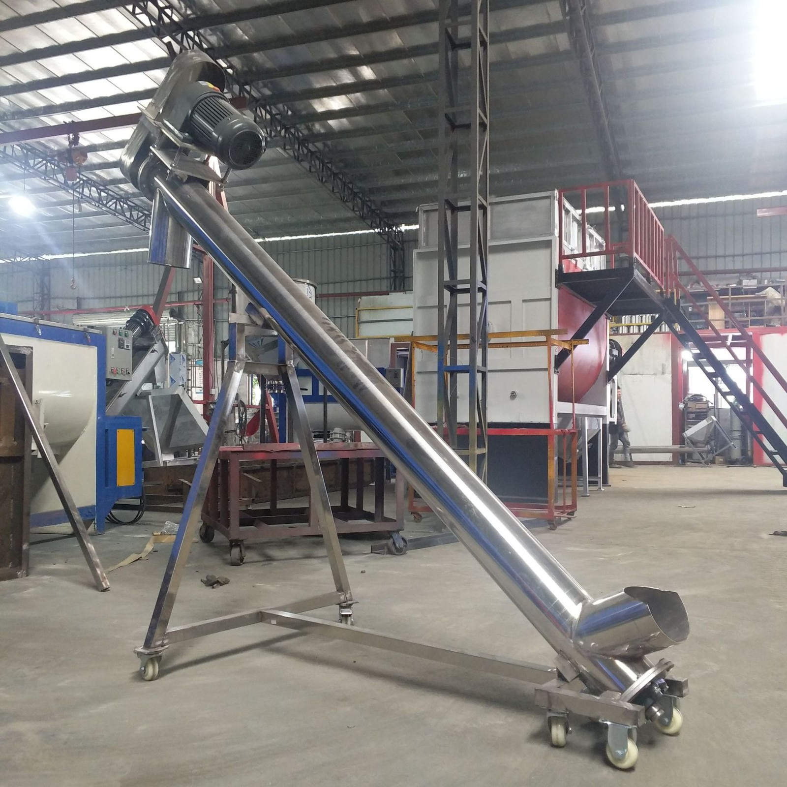 定做各長度159型提升機輸送機設(shè)備 豬飼料雞飼料上料 絞龍上料機