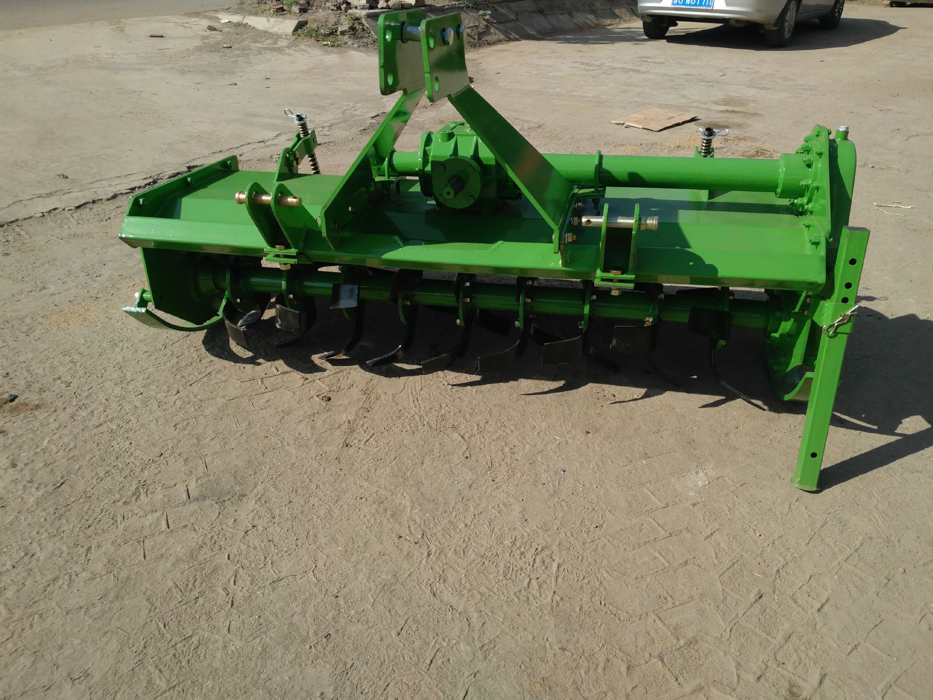 1GLN-160側(cè)傳旋耕機(jī)