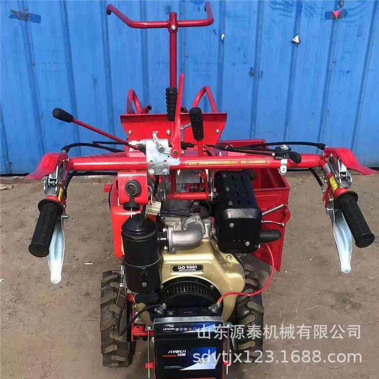 玉米收割機(jī) (12)