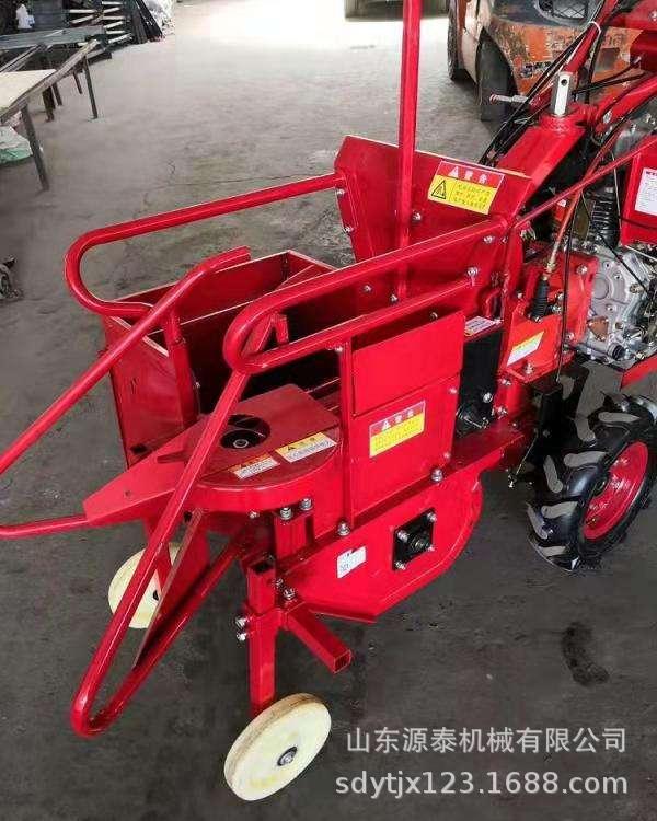 玉米收割機(jī) (2)