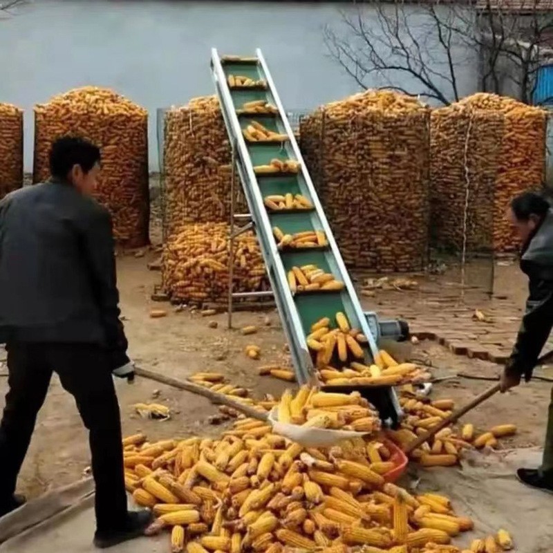 廠家批發(fā)可移動小型玉米傳送帶輸送機(jī) 平面皮帶輸送機(jī) 爬坡上料機(jī)