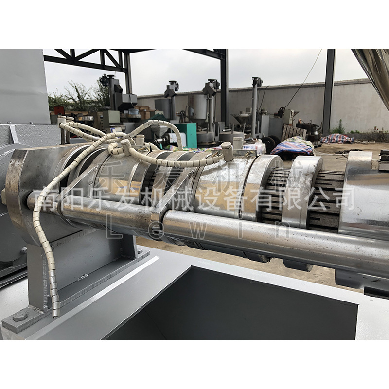 128熟榨機(jī)1 (11).jpg