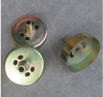 割草機(jī)配件離合盤割灌機(jī)收割機(jī)打草機(jī)被動盤離合器盤離合杯離合碟