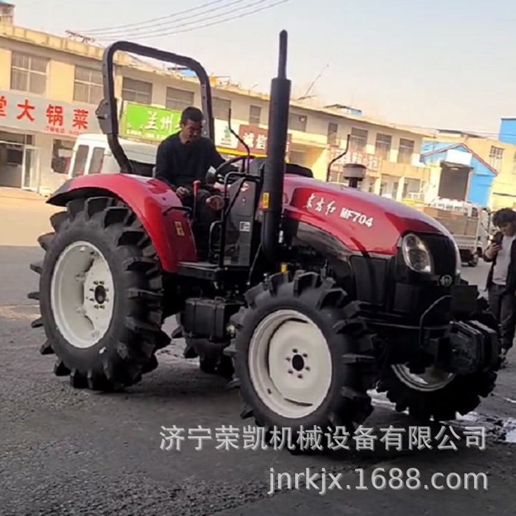 東方紅拖拉機(jī)