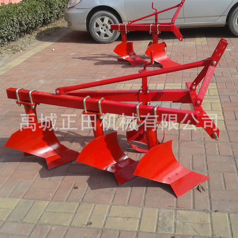 廠家直銷 各種鏵式犁耕地機(jī)