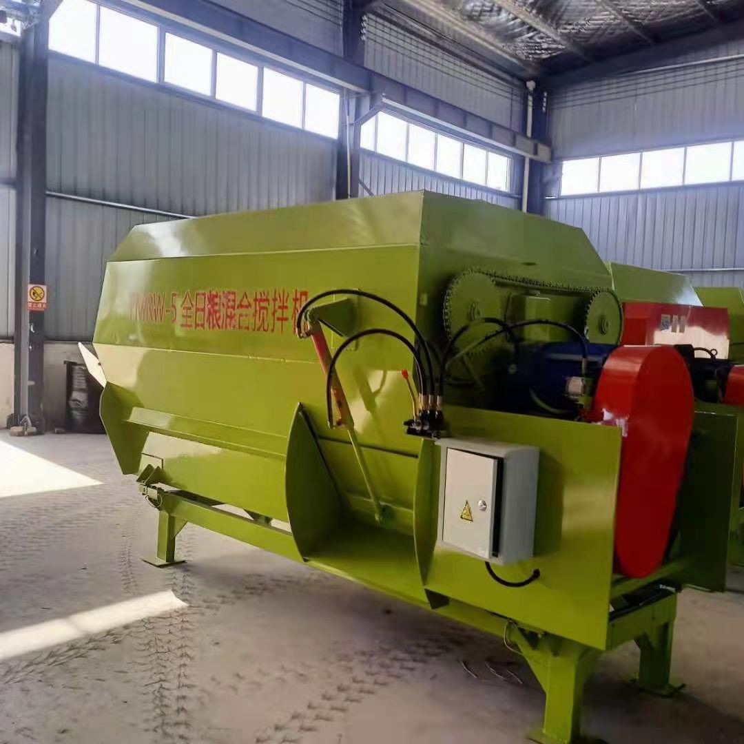 TMR飼料攪拌機(jī) 混合飼料攪拌機(jī) 全日糧攪拌機(jī) 牛羊草臥式攪拌機(jī)