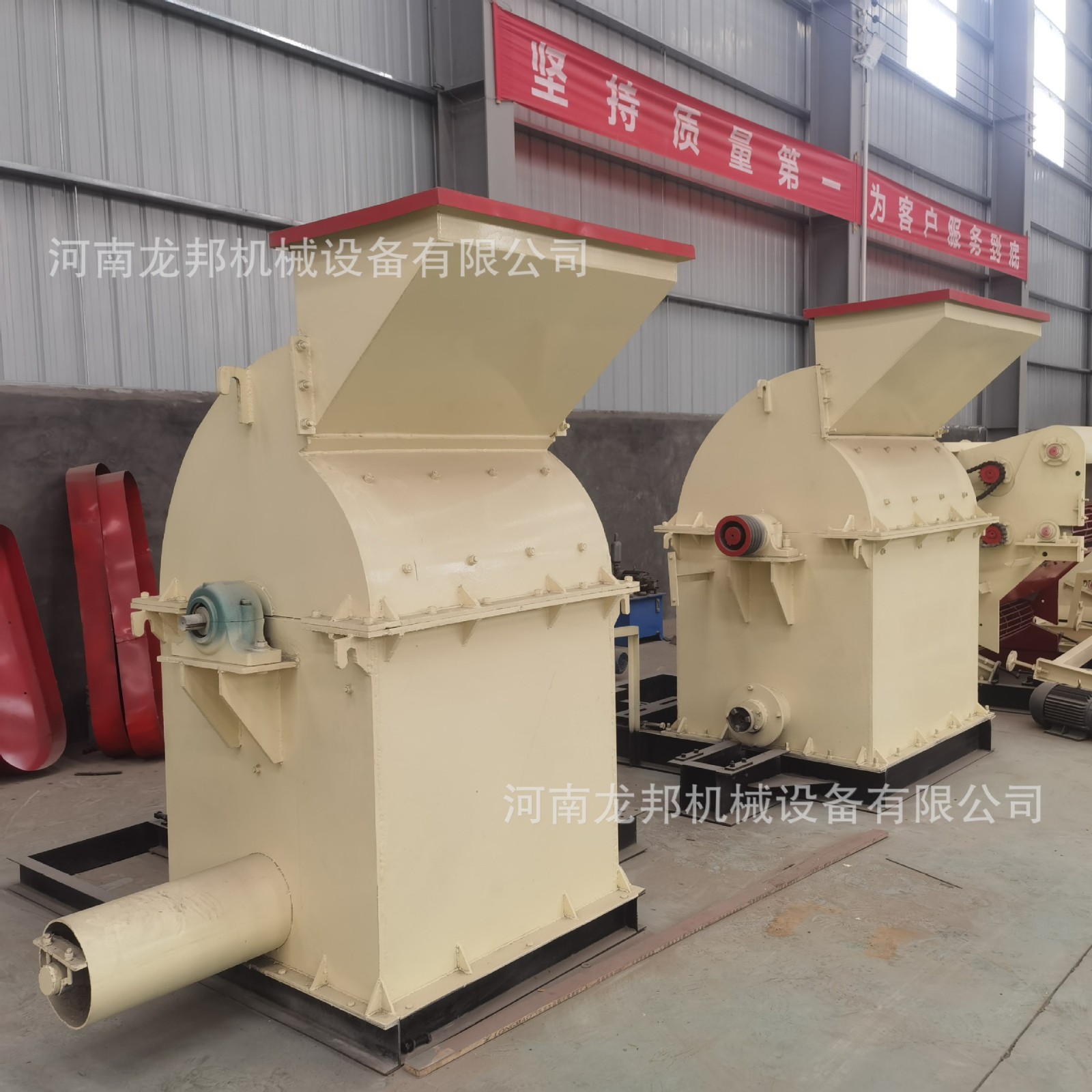 移動(dòng)式木屑粉碎機(jī) 粗細(xì)粒度可調(diào)木材粉碎機(jī) 園林綠化木屑機(jī)