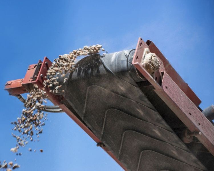 皮帶輸送機、大傾角擋邊輸送機、鱗板式輸送機、可移動式輸送機