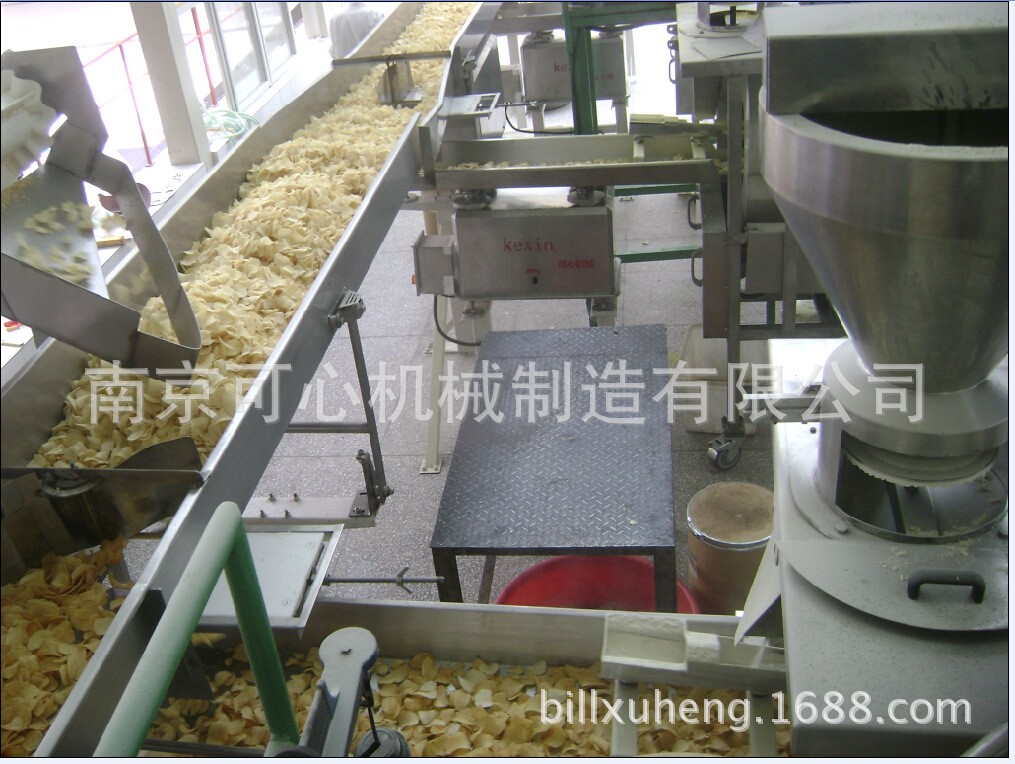 油炸機配套設備 薯片生產(chǎn)線輸送機 連續(xù)油炸機附機