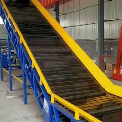 廠家定制鏈板輸送帶 煤炭上料提升機(jī)傳輸設(shè)備重型扣板輸送機(jī)