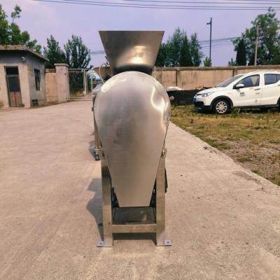 利沁 工業(yè)榨汁機(jī) 水果蔬菜芹菜打漿機(jī) 過(guò)濾效果好