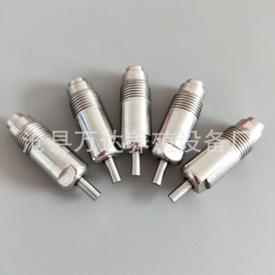 廠家供應(yīng)雞用自動(dòng)式飲水器雞用全不銹鋼乳頭飲水器鋼柱飲水器