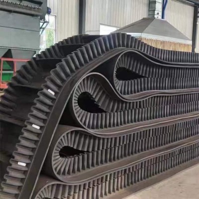 不銹鋼304鏈板輸送機(jī) 機(jī)械車間工作平臺耐高溫板式送輸機(jī)