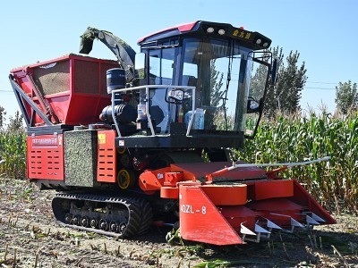 金九源履帶式青儲機(jī)