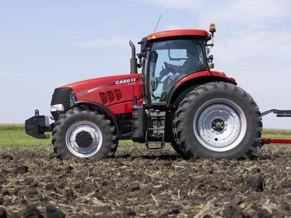 凱斯Puma 2104輪式拖拉機(jī)