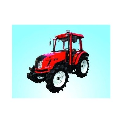 東風(fēng)704輪式拖拉機(jī)