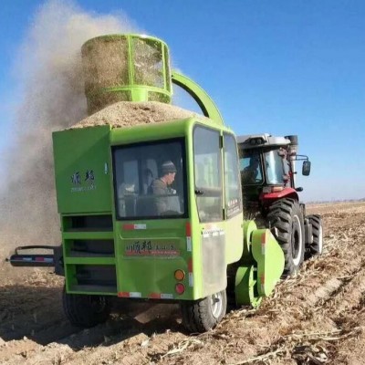 收集王9YF-2.2型秸稈自動(dòng)撿拾飼料揉搓打捆機(jī)