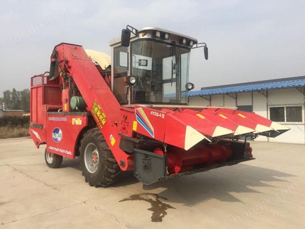 會晟4QZ-2600A自走式莖穗兼收玉米青貯機(jī)