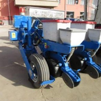 興義農(nóng)豐2BJM-2型精密免耕施肥播種機