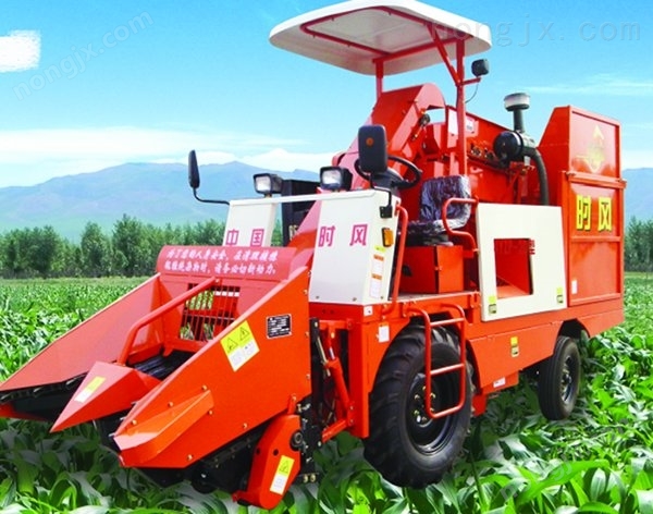 山東時風(fēng)4YZP-2D自走式玉米收獲機