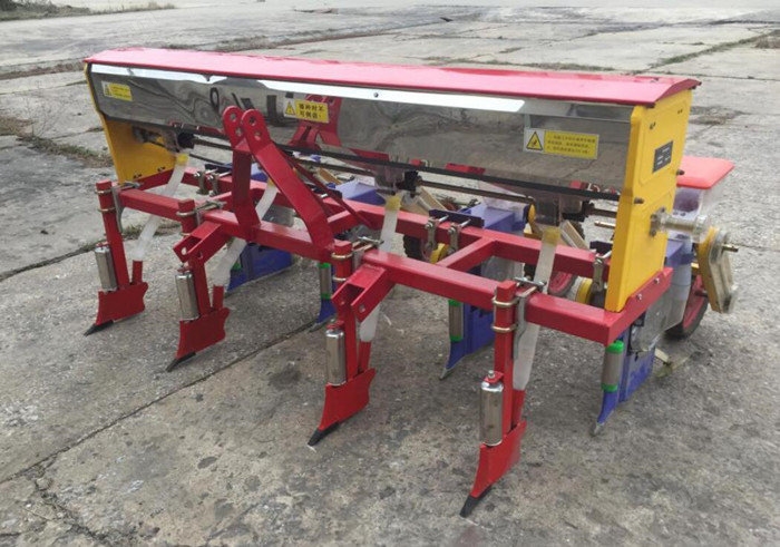 阜陽宏強(qiáng)2BYF-4型玉米精量施肥播種機(jī)