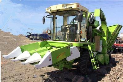 擂肯4YZ-3A1玉米聯(lián)合收獲機(jī)（可自選秸稈回收裝置）