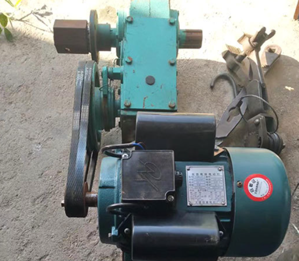 老式卷簾機(jī)