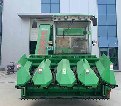 自走式莖穗兼收玉米收獲機(jī)