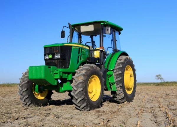 迪爾津拖JD1354-A拖拉機(jī)