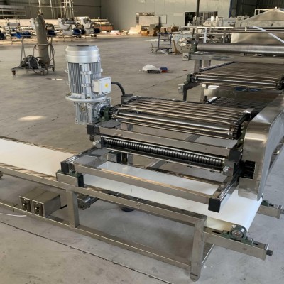 匯眾4米蒸箱條形涼皮機(jī)800型全自動(dòng)涼皮機(jī)器