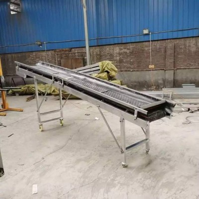 水泥裝車用皮帶輸送帶 600mm寬度 車載折疊皮帶爬坡機(jī)