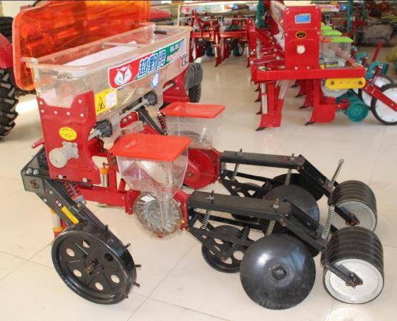 越野2BYDB-2東北型精兩播種機(jī)