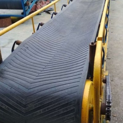 移動升降式皮帶輸送機 袋裝糧食裝車皮帶機 運行平穩(wěn)