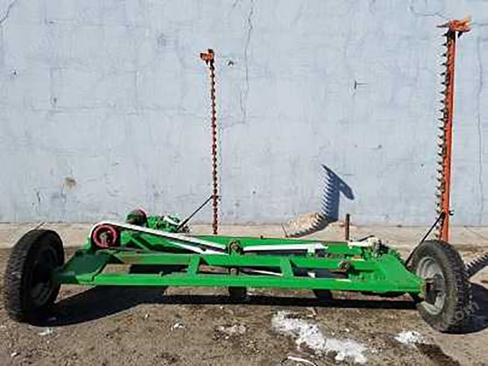 東原9GSQ-4.2牽引雙刀割草機(jī)