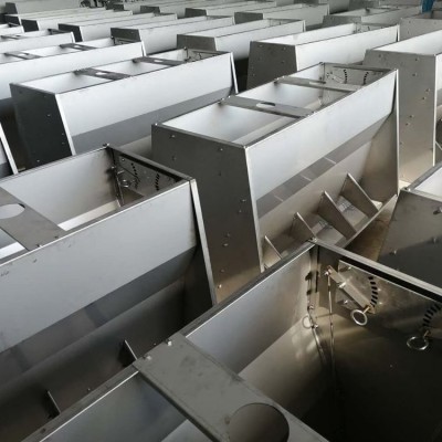 定制供應 不銹鋼干濕豬食槽 加厚材質(zhì) 養(yǎng)豬場料槽 使用壽命長