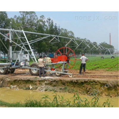 平移式噴灌機(jī)