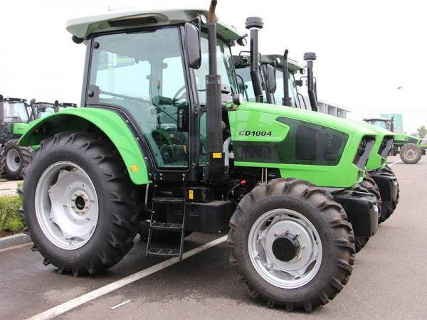 道依茨-法爾CD1004輪式拖拉機(jī)