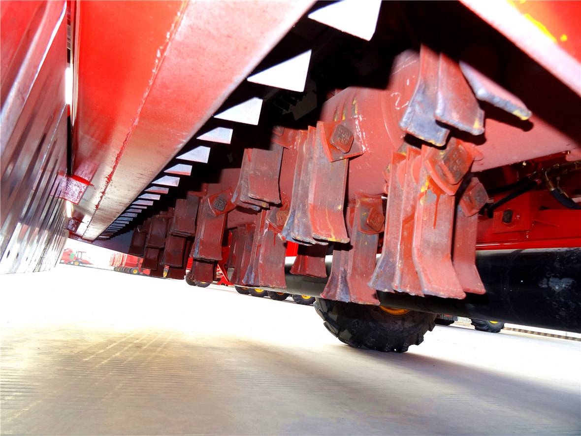 秸稈粉碎機(jī) 秸稈粉碎機(jī).jpg