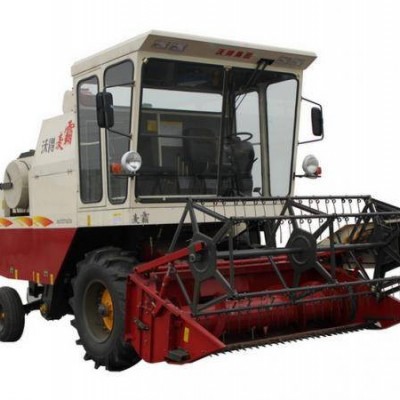 沃得4LZ-2全喂入輪式聯(lián)合收割機(jī)