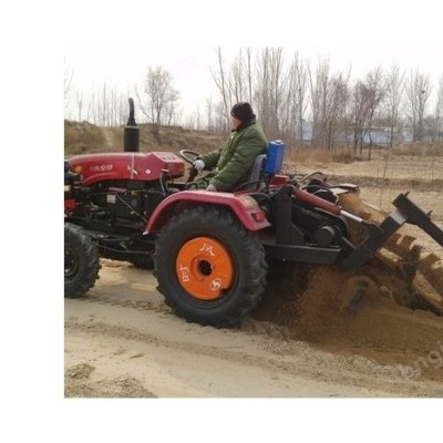 鏈?zhǔn)介_(kāi)溝機(jī)