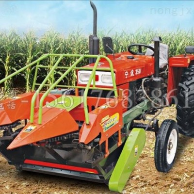 割臺(tái)放堆式玉米收割機(jī)