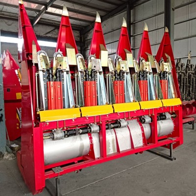 新款玉米籽粒割臺(tái) 可匹配多種型號(hào)收割機(jī)8片拉莖輥刀 雜糧收割臺(tái)