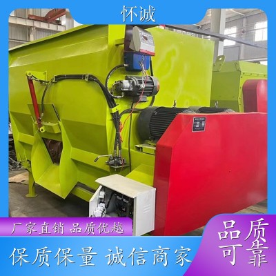 臥式秸稈TMR飼料攪拌機(jī) （5-20立方） 運(yùn)行平穩(wěn)輕松快捷 懷誠(chéng)機(jī)械 1件